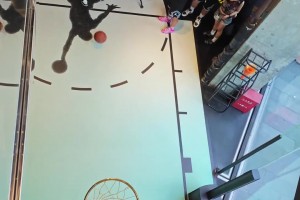 框的问题？塔图姆中国行罚球10中0上帝视角全记录